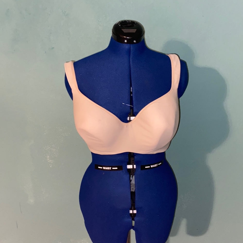 42 DD Bra